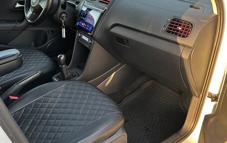 Volkswagen Polo VI (EU Market), 2015 год, 1 110 000 рублей, 12 фотография