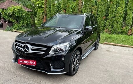 Mercedes-Benz GLE, 2017 год, 4 499 000 рублей, 3 фотография