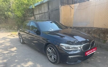 BMW 7 серия, 2018 год, 3 900 000 рублей, 11 фотография