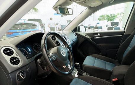 Volkswagen Tiguan I, 2013 год, 1 289 000 рублей, 20 фотография