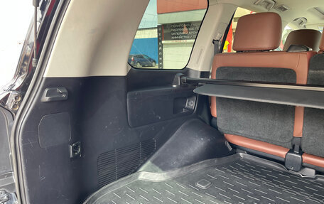 Toyota Land Cruiser 200, 2016 год, 5 820 000 рублей, 18 фотография