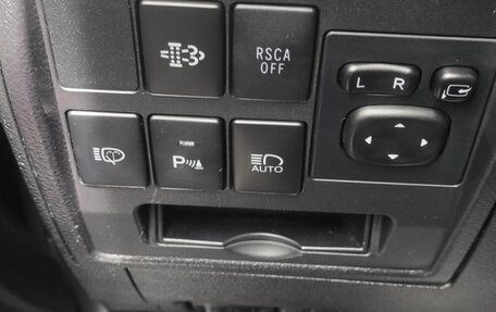 Toyota Land Cruiser 200, 2016 год, 5 820 000 рублей, 22 фотография