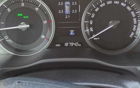 Toyota Land Cruiser 200, 2016 год, 5 820 000 рублей, 24 фотография