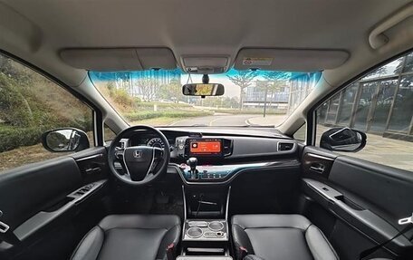 Honda Odyssey IV, 2021 год, 2 300 000 рублей, 11 фотография