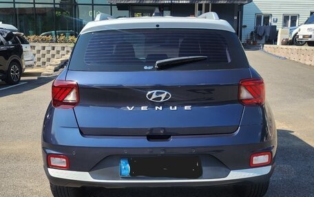 Hyundai Venue I, 2022 год, 1 550 000 рублей, 4 фотография