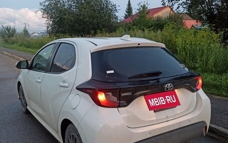 Toyota Yaris, 2020 год, 1 150 000 рублей, 4 фотография