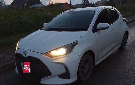 Toyota Yaris, 2020 год, 1 150 000 рублей, 3 фотография