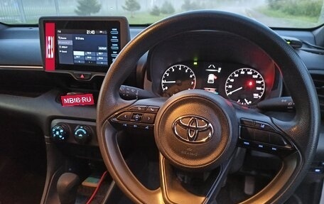Toyota Yaris, 2020 год, 1 150 000 рублей, 7 фотография