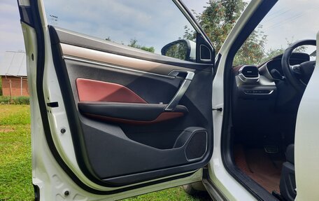 Geely Coolray I, 2022 год, 2 200 000 рублей, 10 фотография