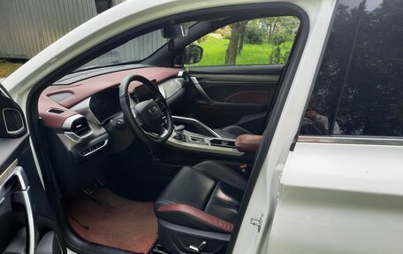 Geely Coolray I, 2022 год, 2 200 000 рублей, 11 фотография