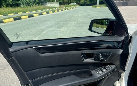 Mercedes-Benz E-Класс, 2015 год, 3 300 000 рублей, 11 фотография