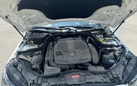 Mercedes-Benz E-Класс, 2015 год, 3 300 000 рублей, 17 фотография