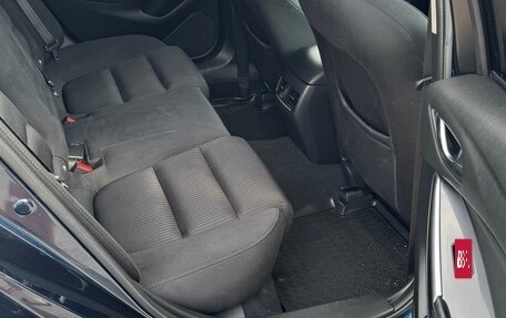 Mazda 6, 2018 год, 1 800 000 рублей, 14 фотография