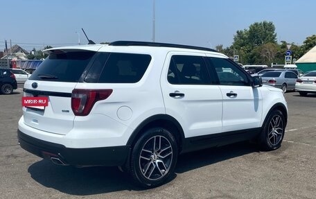 Ford Explorer VI, 2017 год, 2 900 000 рублей, 10 фотография