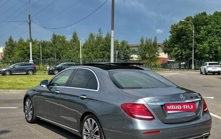 Mercedes-Benz E-Класс, 2020 год, 5 600 000 рублей, 4 фотография