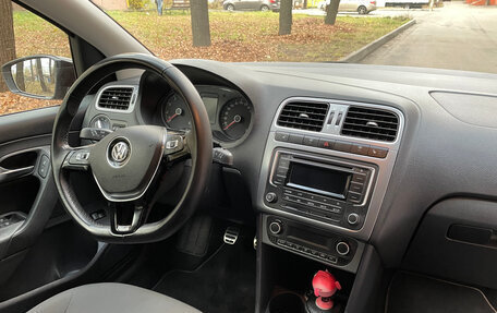 Volkswagen Polo VI (EU Market), 2016 год, 1 300 000 рублей, 4 фотография