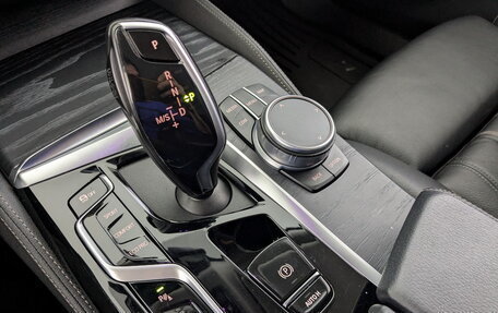 BMW 6 серия, 2021 год, 5 000 000 рублей, 16 фотография