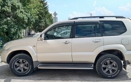 Toyota Land Cruiser Prado 120 рестайлинг, 2005 год, 2 350 000 рублей, 3 фотография