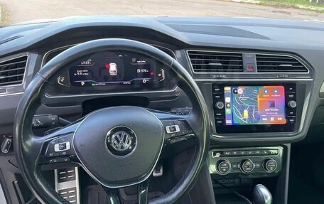 Volkswagen Tiguan II, 2019 год, 2 285 000 рублей, 8 фотография
