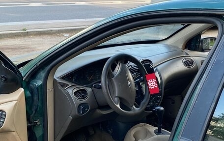 Ford Focus IV, 2001 год, 135 000 рублей, 3 фотография