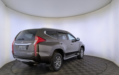 Mitsubishi Pajero Sport III рестайлинг, 2018 год, 3 150 000 рублей, 5 фотография
