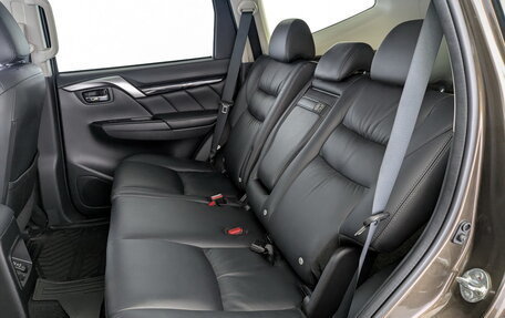 Mitsubishi Pajero Sport III рестайлинг, 2018 год, 3 150 000 рублей, 12 фотография
