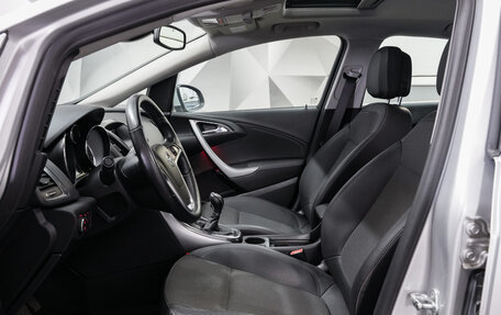 Opel Astra J, 2011 год, 775 000 рублей, 10 фотография