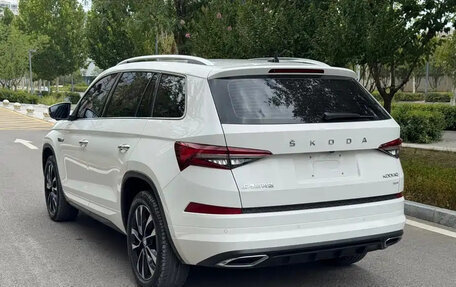Skoda Kodiaq I, 2022 год, 2 750 000 рублей, 5 фотография