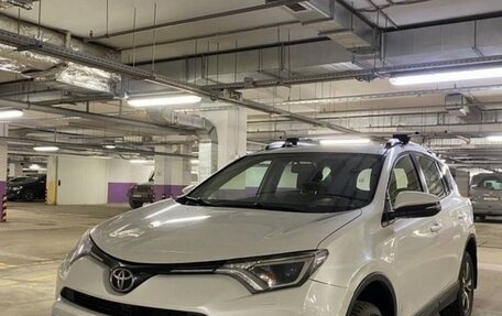 Toyota RAV4, 2016 год, 1 750 000 рублей, 1 фотография