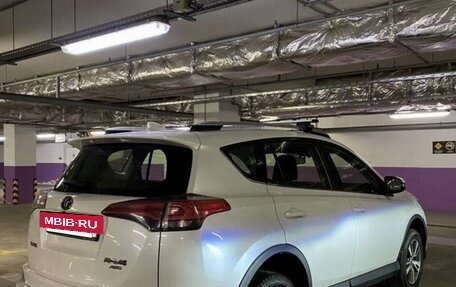 Toyota RAV4, 2016 год, 1 750 000 рублей, 2 фотография