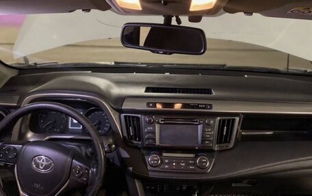 Toyota RAV4, 2016 год, 1 750 000 рублей, 11 фотография