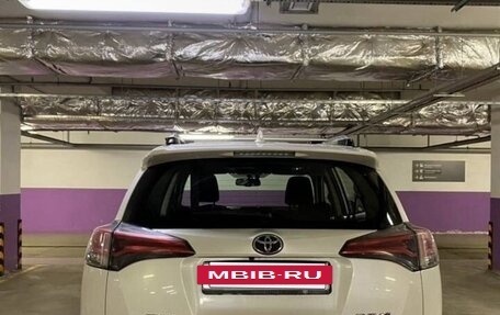Toyota RAV4, 2016 год, 1 750 000 рублей, 4 фотография