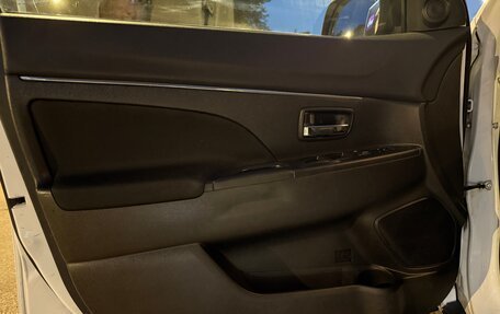Mitsubishi ASX I рестайлинг, 2014 год, 1 220 000 рублей, 9 фотография