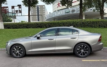 Volvo S60 III, 2022 год, 2 590 000 рублей, 3 фотография