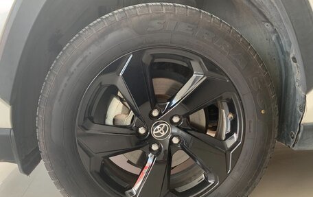 Toyota RAV4, 2020 год, 3 180 000 рублей, 16 фотография