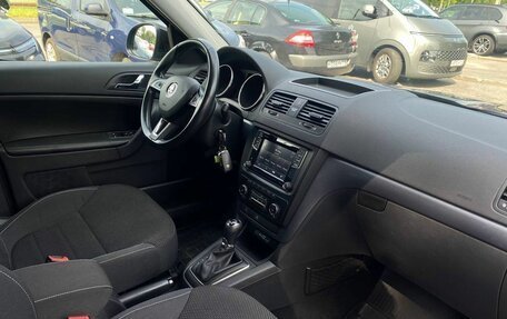 Skoda Yeti I рестайлинг, 2017 год, 1 435 000 рублей, 12 фотография