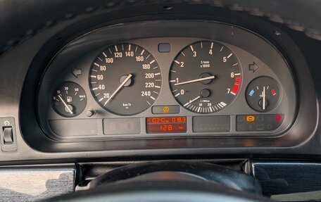 BMW 5 серия, 1999 год, 650 000 рублей, 16 фотография