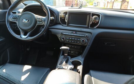 KIA Sportage IV рестайлинг, 2017 год, 2 360 000 рублей, 17 фотография