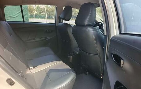 Toyota Yaris XP150 рестайлинг, 2022 год, 1 340 000 рублей, 18 фотография