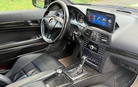 Mercedes-Benz E-Класс, 2011 год, 1 090 000 рублей, 6 фотография