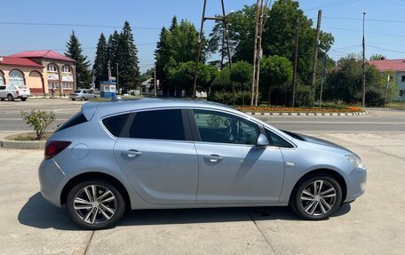 Opel Astra J, 2011 год, 850 000 рублей, 5 фотография