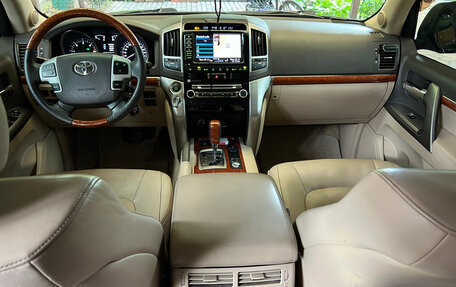 Toyota Land Cruiser 200, 2012 год, 4 500 000 рублей, 15 фотография