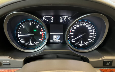 Toyota Land Cruiser 200, 2012 год, 4 500 000 рублей, 17 фотография