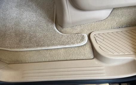 Toyota Land Cruiser 200, 2012 год, 4 500 000 рублей, 20 фотография