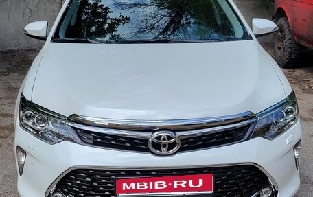 Toyota Camry, 2018 год, 2 450 000 рублей, 1 фотография