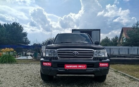 Toyota Land Cruiser 100 рестайлинг 2, 2004 год, 1 500 000 рублей, 1 фотография