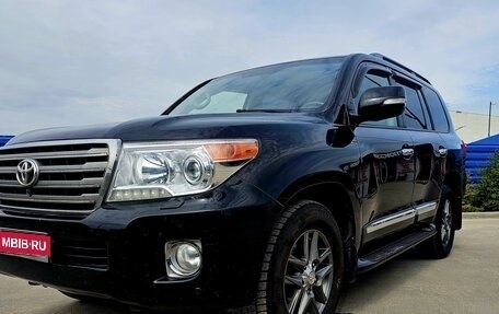 Toyota Land Cruiser 200, 2014 год, 3 595 000 рублей, 1 фотография