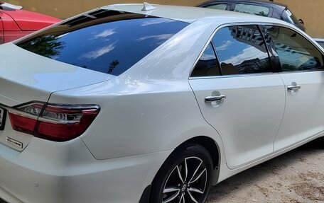 Toyota Camry, 2018 год, 2 450 000 рублей, 3 фотография