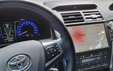 Toyota Camry, 2018 год, 2 450 000 рублей, 7 фотография