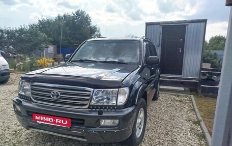 Toyota Land Cruiser 100 рестайлинг 2, 2004 год, 1 500 000 рублей, 3 фотография